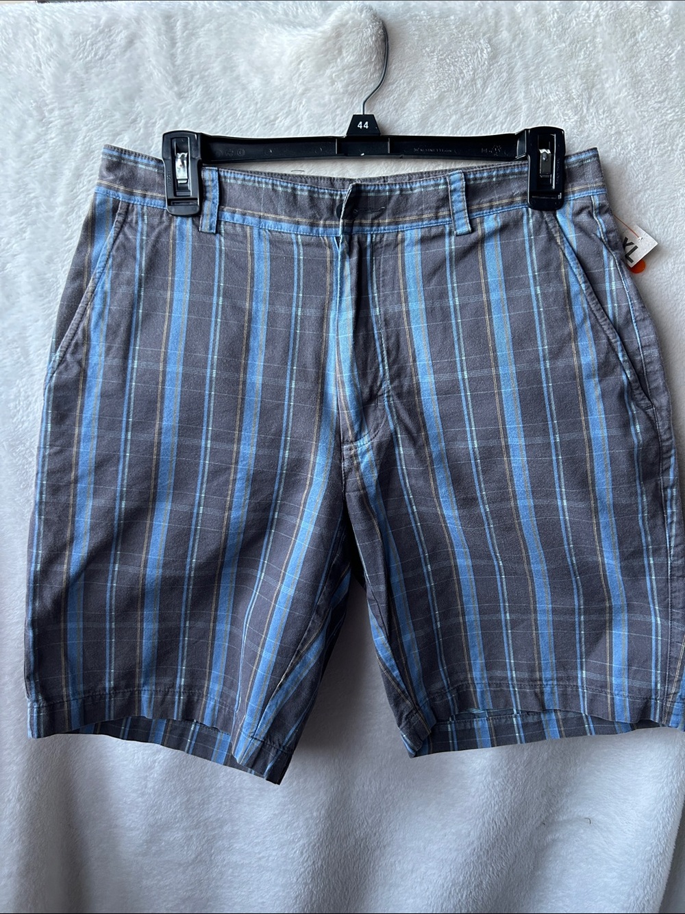 Nike golf Men's Blue & Gray Striped Cotton Shorts size 31”